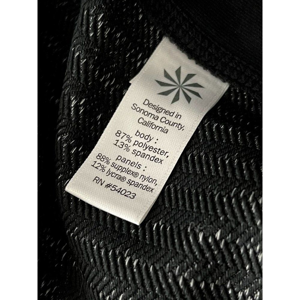 Women's Athleta Cold Weather Legging Medium - Picture 4 of 4